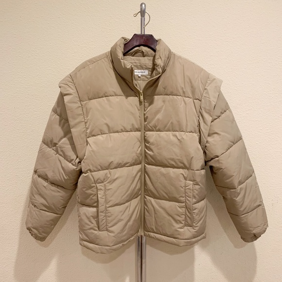Price is firm. WeWoreWhat Snap Off Sleeve Puffer Jacket In Oat. - Picture 2 of 9
